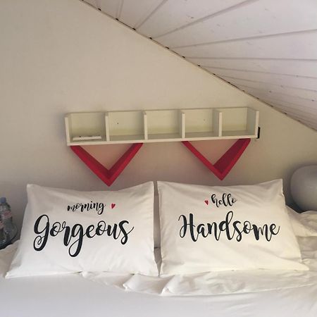 B&B Kelly Лозана Екстериор снимка
