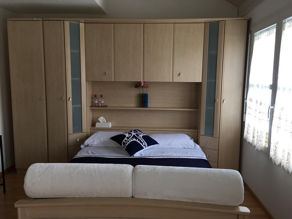 B&B Kelly Лозана Екстериор снимка