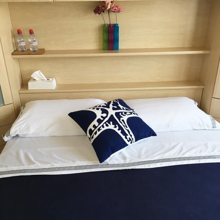 B&B Kelly Лозана Екстериор снимка
