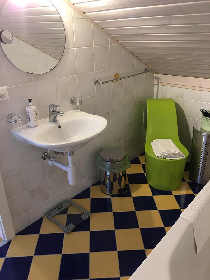 B&B Kelly Лозана Екстериор снимка