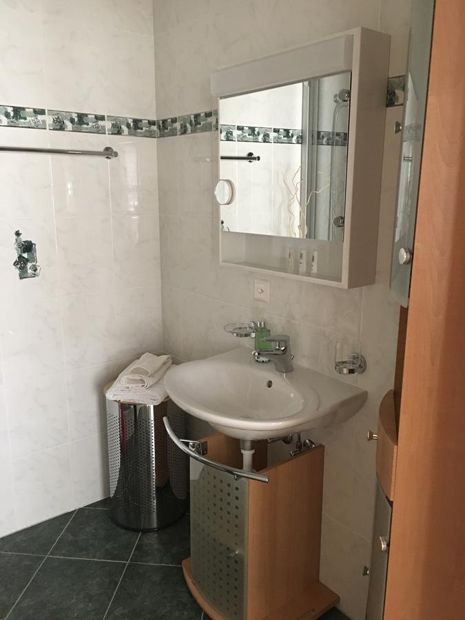 B&B Kelly Лозана Екстериор снимка